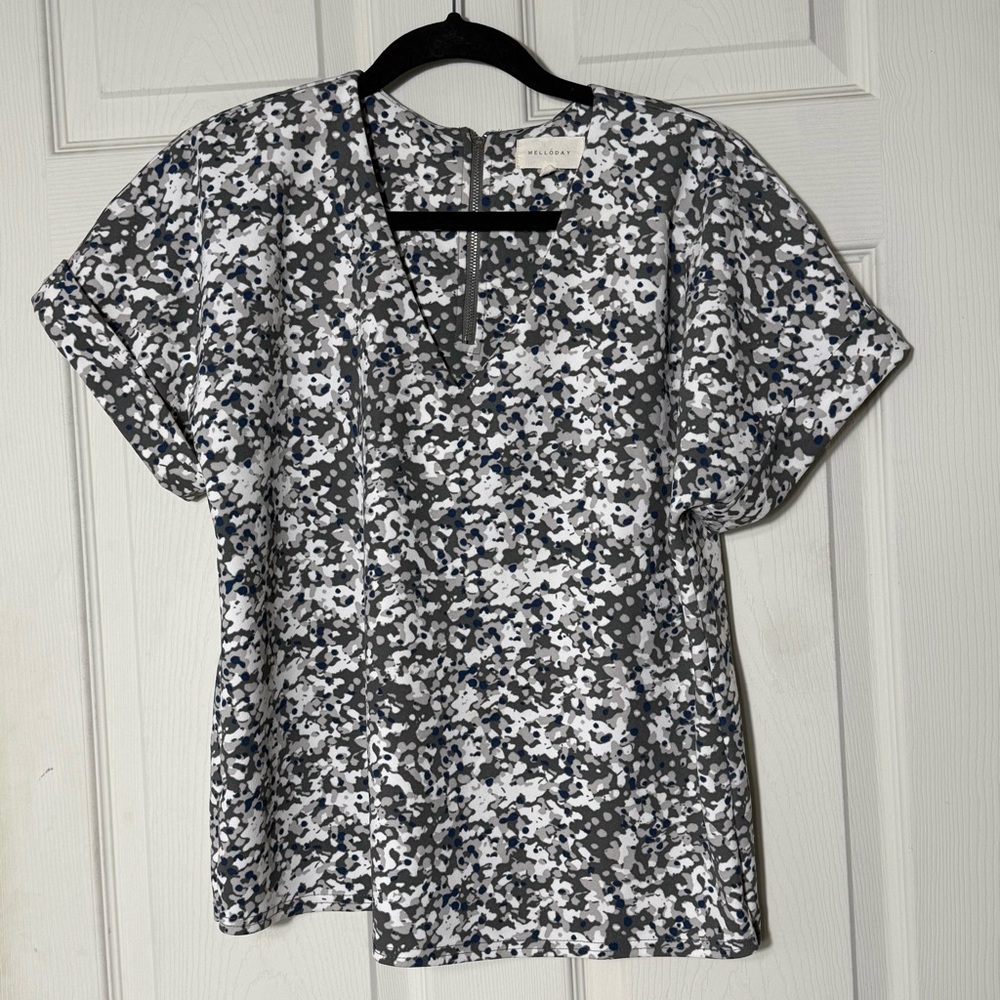 MELLODAY Black and White Patterned Short Sleeve Top